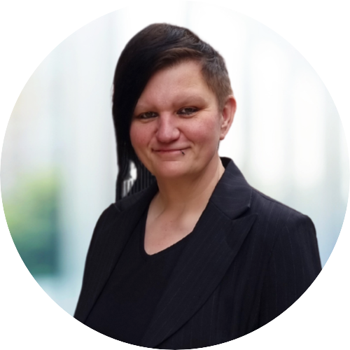 Amanda Cooke 500x500R2 circle Amanda Cook
